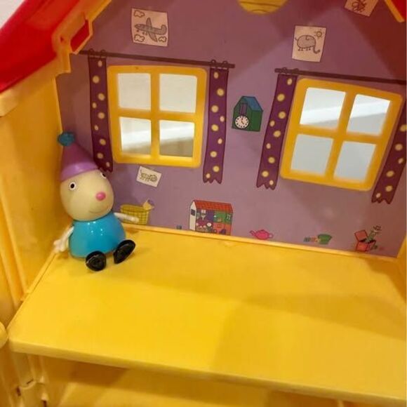 Peppa Pig Deluxe House Playset Toy With 3 Pigs/Accessories Figures - Picture 4 of 6